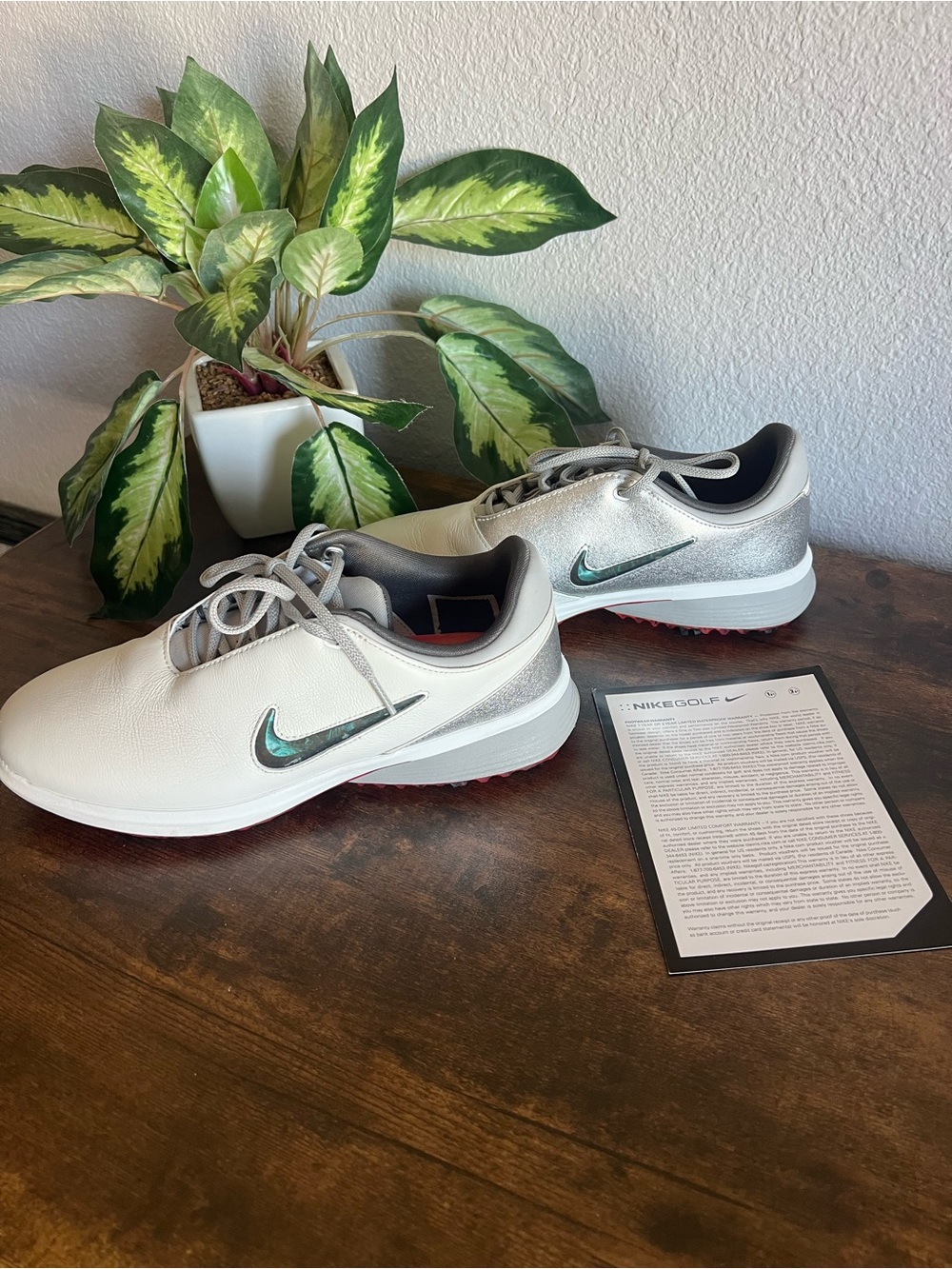Men’s Nike Victory Tour 4 Pro Golf Shoes